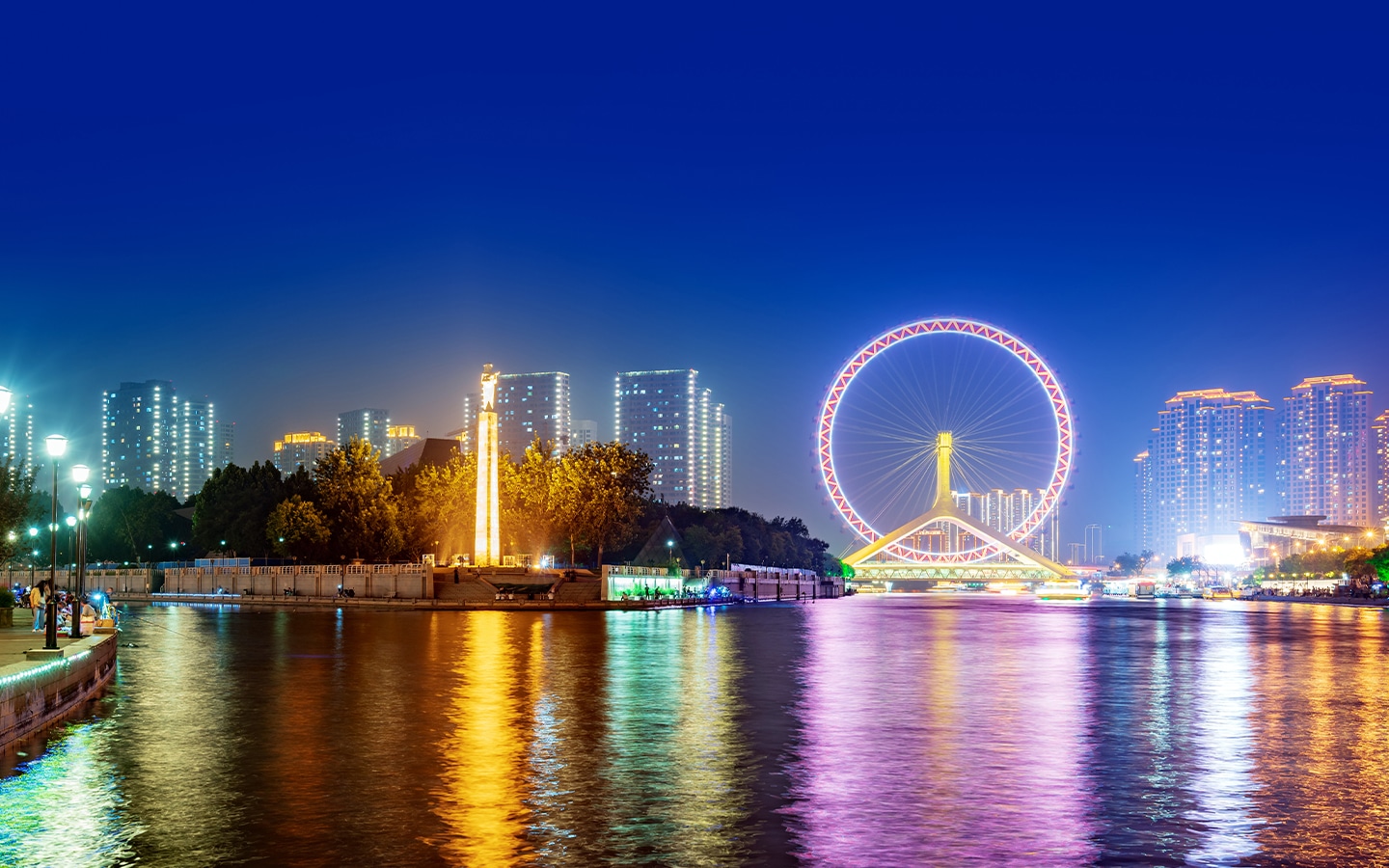 Tianjin Wheel of the Sea near Armoloy China